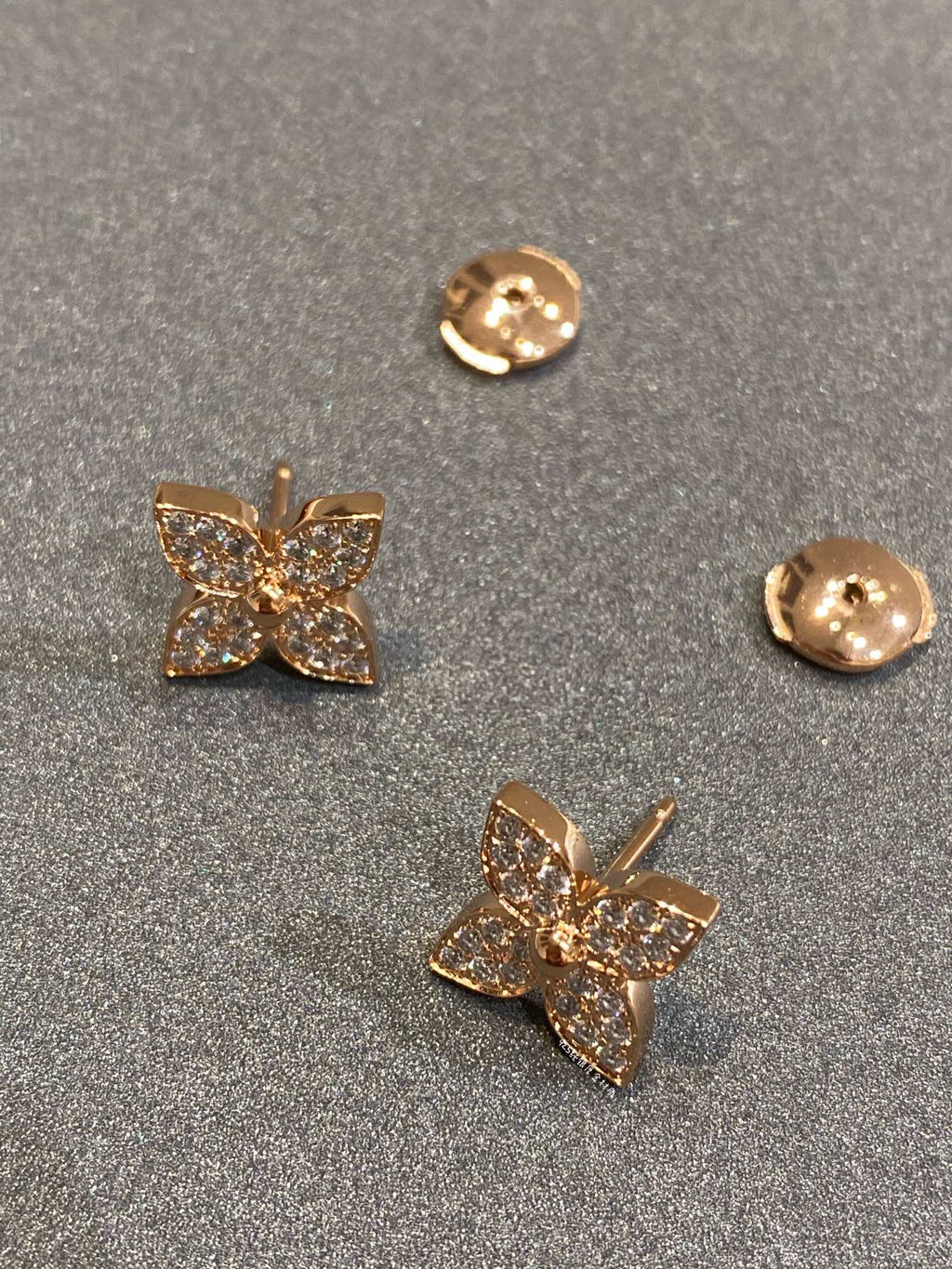 Miro STAR DIAMOND EARRINGS