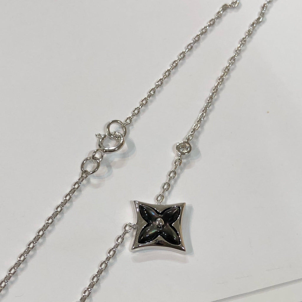 Miro STAR BLACK MOP NECKLACE