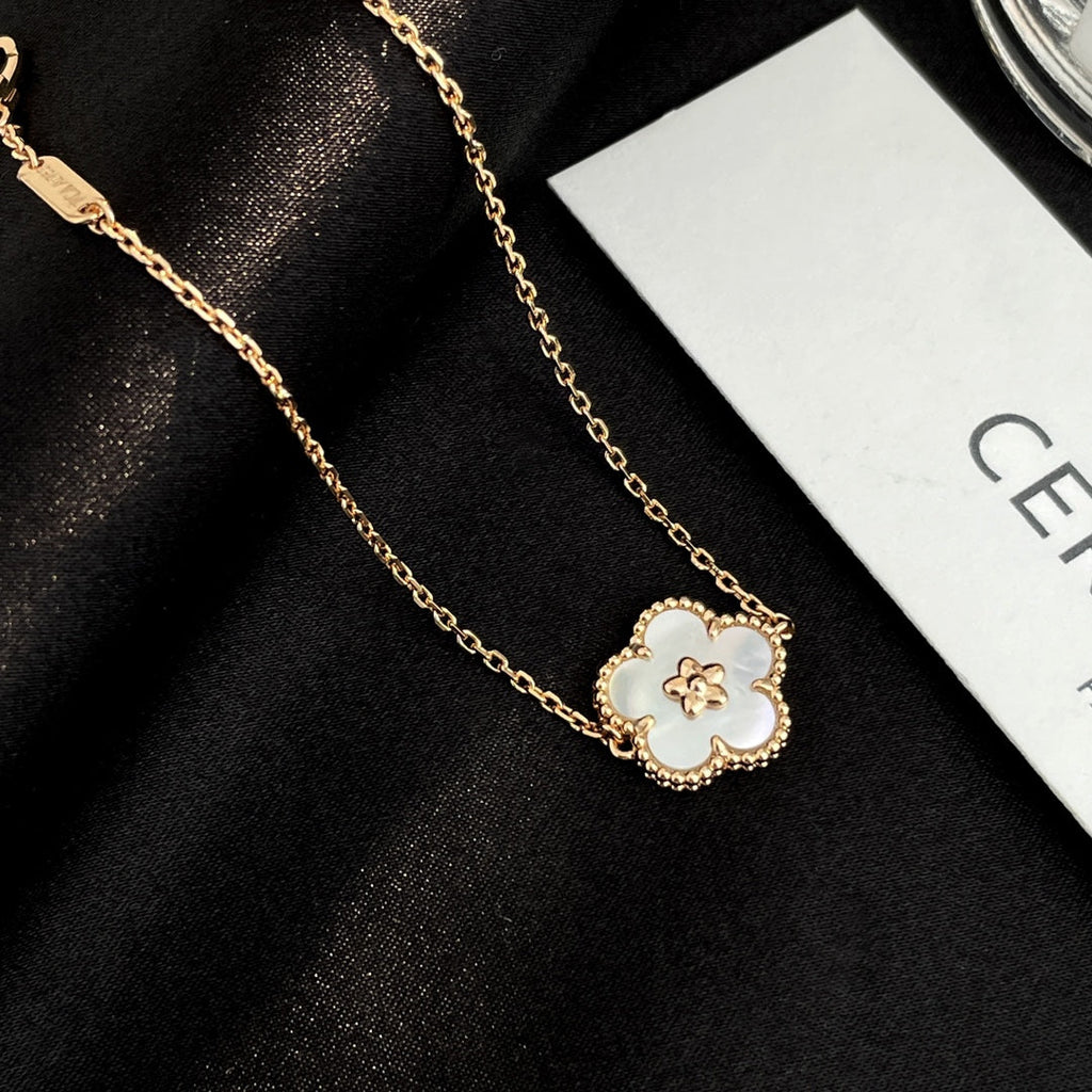 Miro LUCKY SPRING ROSE GOLD MOP BRACELET
