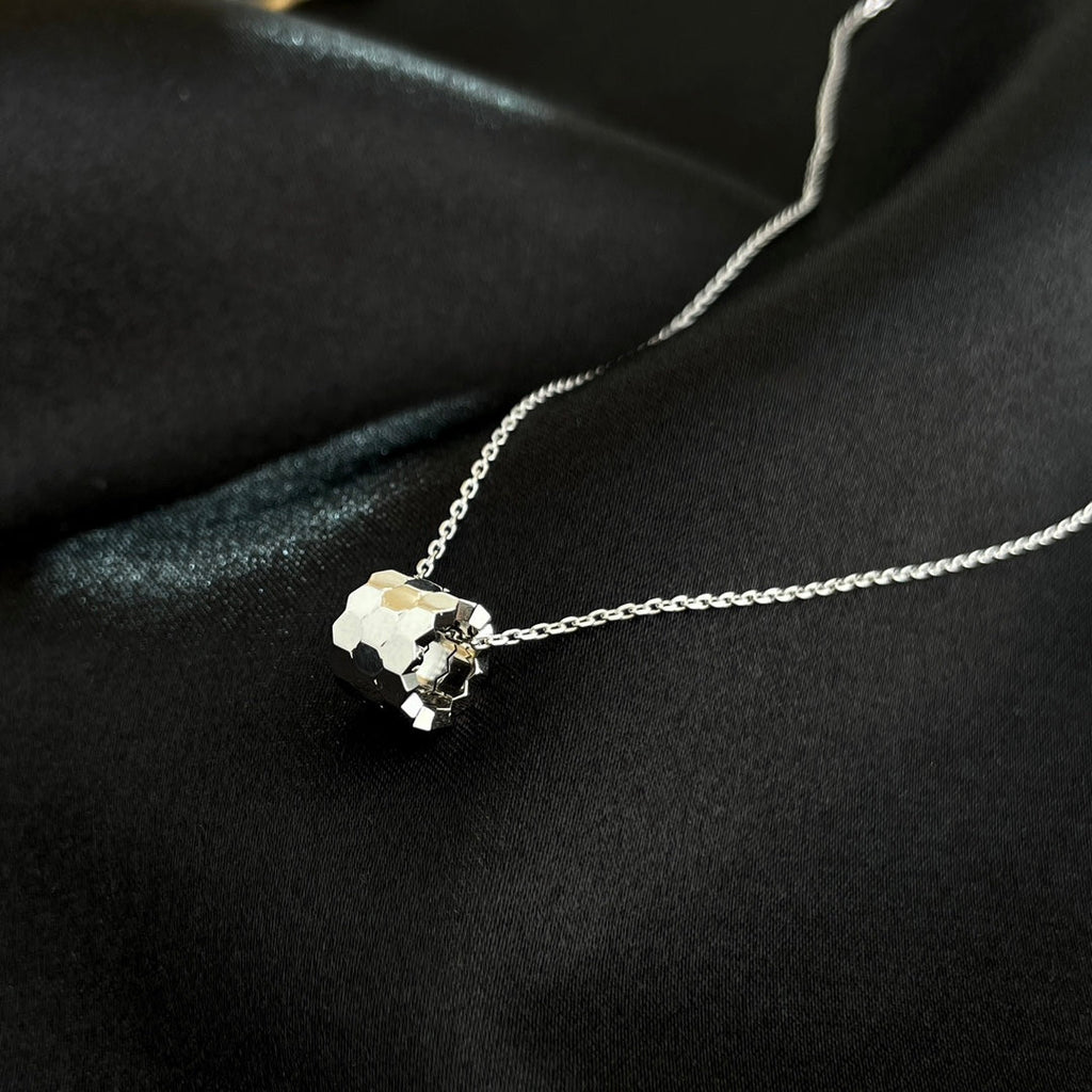 Miro BEE MINI NECKLACE