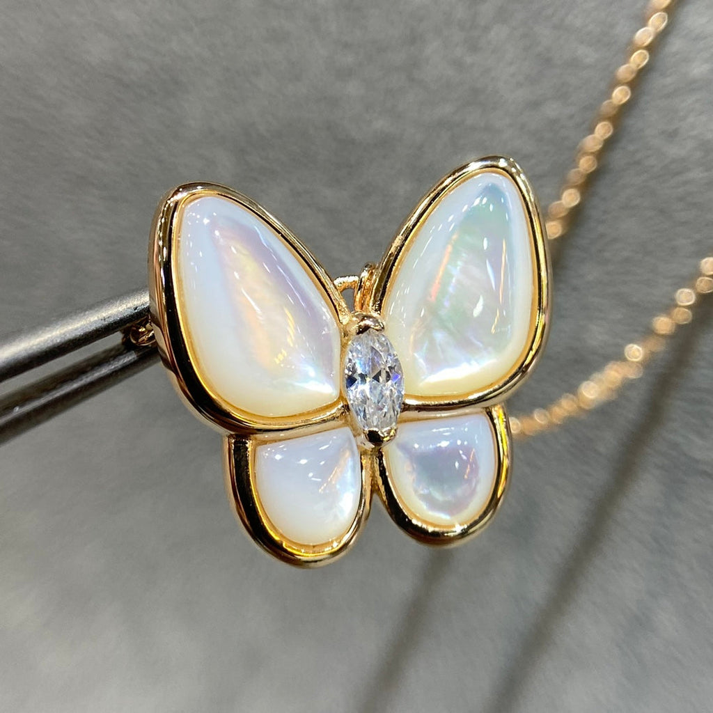 Miro BUTTERFLY MOP DIAMOND NECKLACE