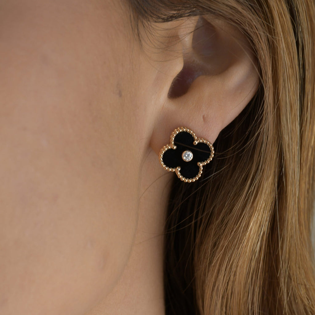 Miro CLOVER MEDIUM 1 MOTIFS ONYX DIAMOND EARRINGS