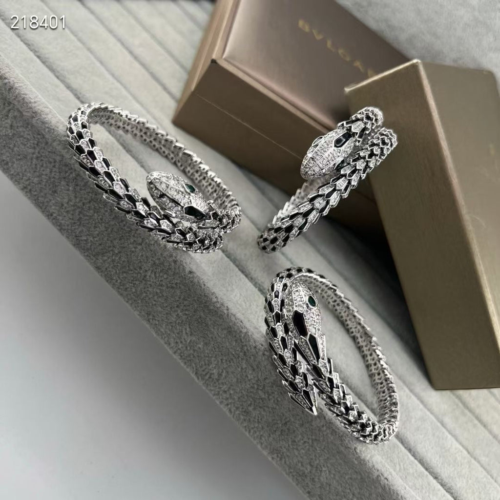[Miro ] EW OBSIDIAN & DIAMOND SERPENT BRACELET