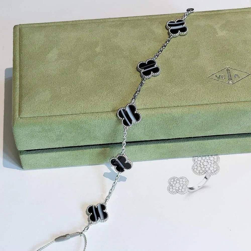 [Miro ]New  CLOVER 5 MOTIF PULSAR STONE BRACELET COLLECTION