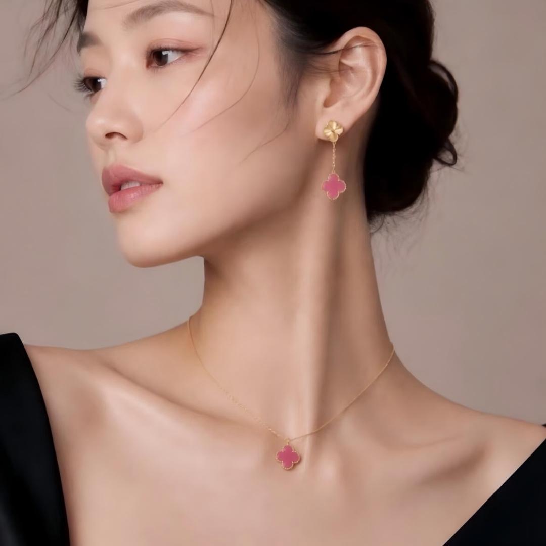 [Miro] NEW CLOVER 15MM PINK ENAMEL NECKLACE