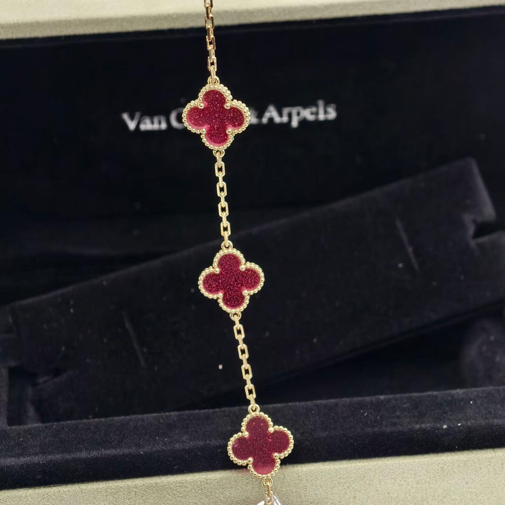 [Miro]NEW CLOVER 5 MOTIFS PINK ENAMEL BRACELET
